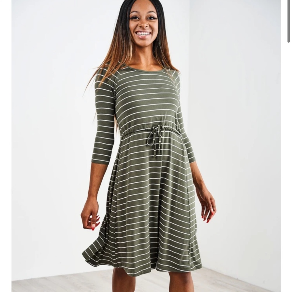 Latched Mama Drawstring Nursing Dress